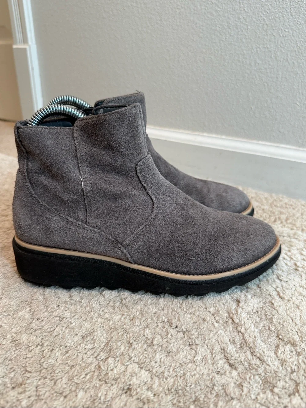 Clarks Sharon Swing Suede Wedge Ankle Booties Gray Size 5.5